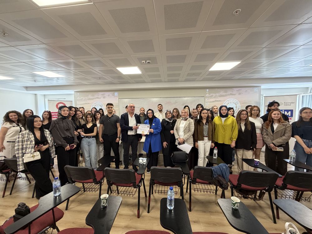 Ankara Üniversitesi'nde Gençlerle Kariyer ve Gelecek Üzerine Buluştuk - 1