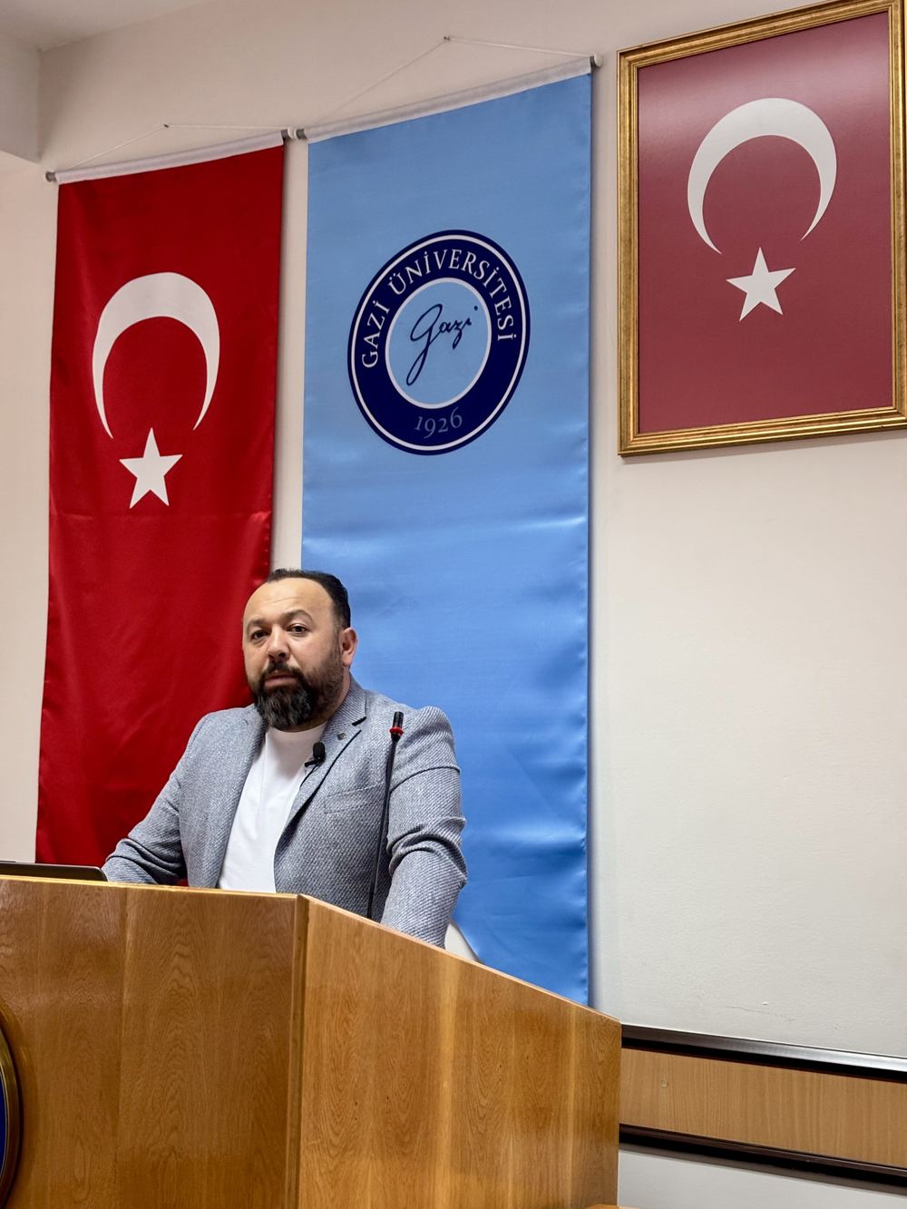 Mustafa Cihan, Gazi Üniversitesi Öğrencileriyle Tecrübelerini Paylaştı - 5